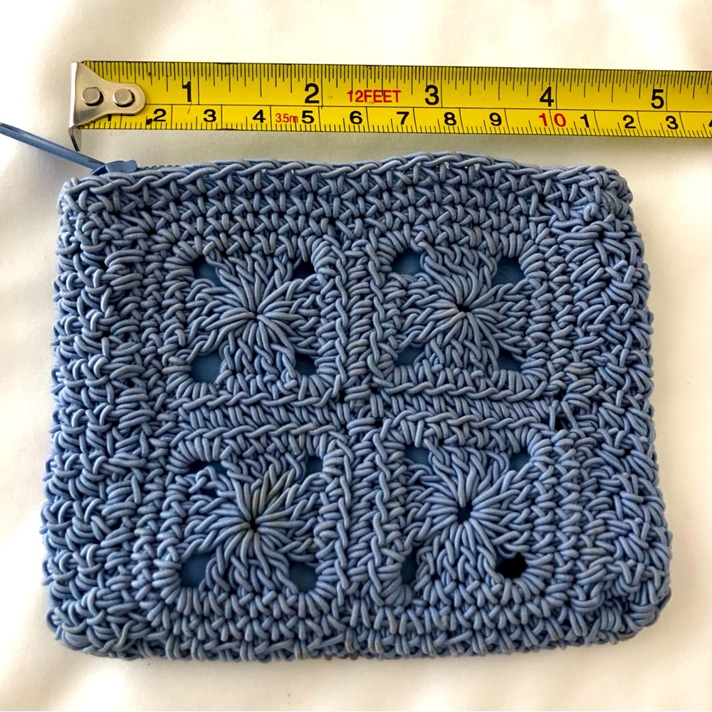 90’s light blue/periwinkle lined crochet change/id/card, zip closure purse.